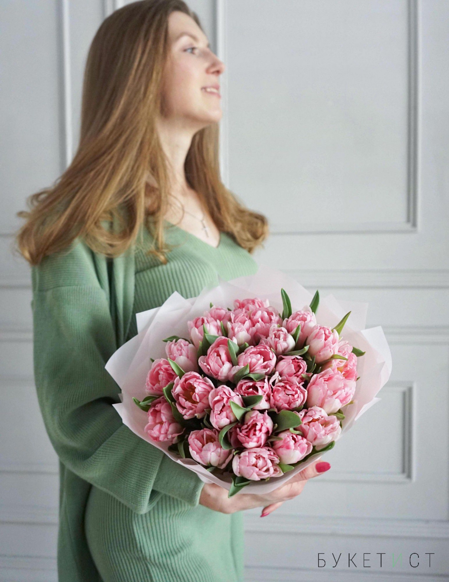ПРЕМИУМ СОРТ Букет нежно-розовых пионовидных тюльпанов