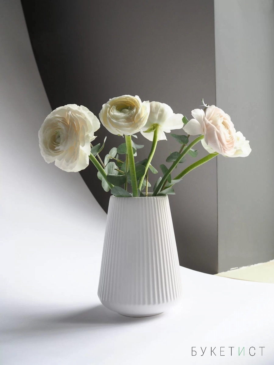 Стильная керамическая ваза