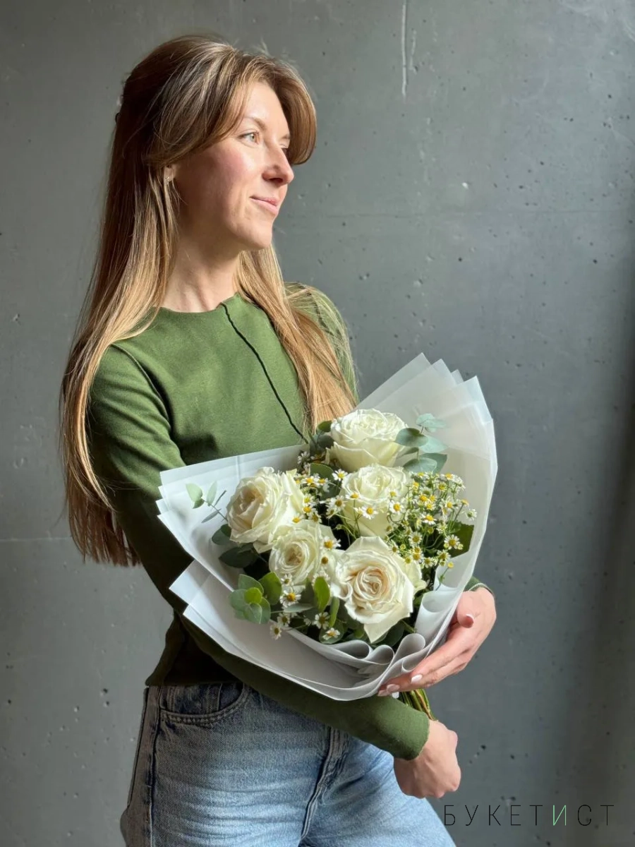 Дуо-букет "Хорошей девочке" Дуо-букет "Хорошей девочке"