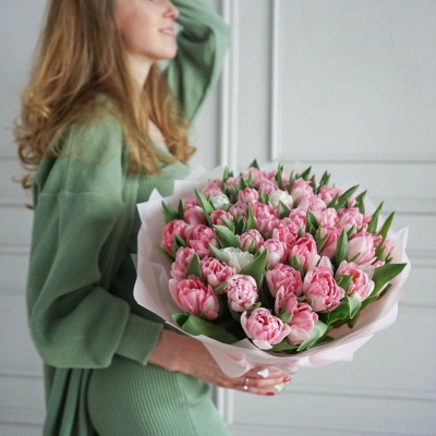 ПРЕМИУМ СОРТ Букет нежно-розовых пионовидных тюльпанов