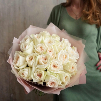 Букет ароматных пионовидных роз премиум-сорта Вайт Охара, 19 шт