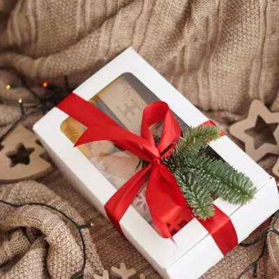 Новогодний подарочный набор с нотками чёрного трюфеля и Прованса