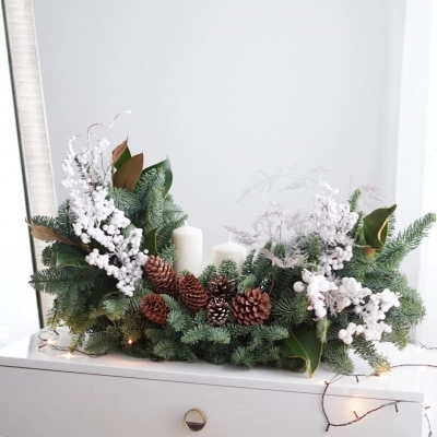 Дизайнерская композиция XL из живой ели "Снежные покровы" Дизайнерская композиция XL из живой ели "Снежные покровы"