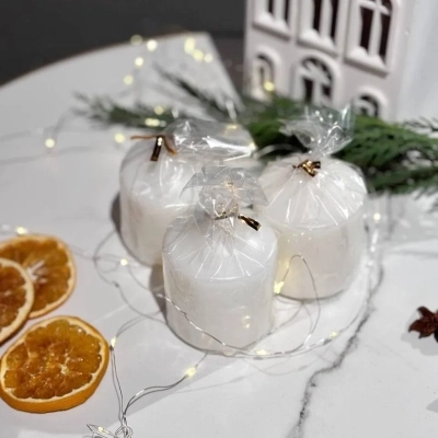 Набор низких белых свечей 3 шт Набор низких белых свечей 3 шт