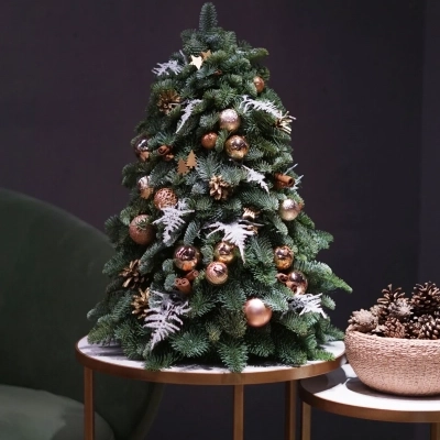 Дизайнерская елочка из натуральной хвои "Снежная"