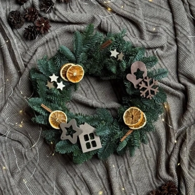 Набор "Сделай сам" для сборки новогоднего венка - В гостях у сказки