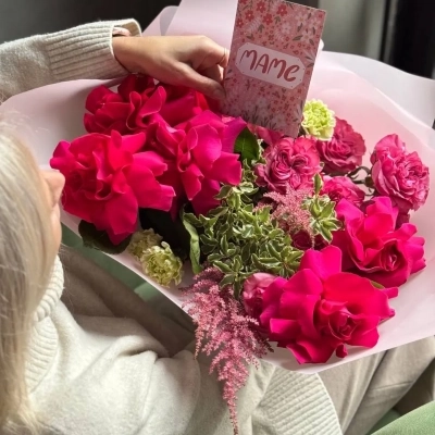 Малиновый букет