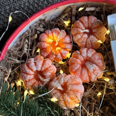 Новогодний подарочный набор с мини-свечками "Мандаринка"