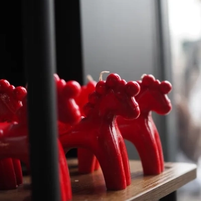 Интерьерная свеча Лошадка Интерьерная свеча Лошадка