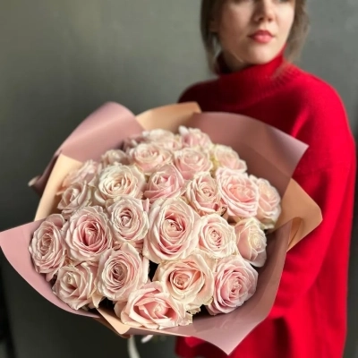 Букет из кремовых роз сорта Sweet Avalange Букет из кремовых роз сорта Sweet Avalange