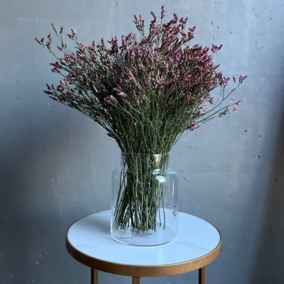 Широкая ваза из стекла