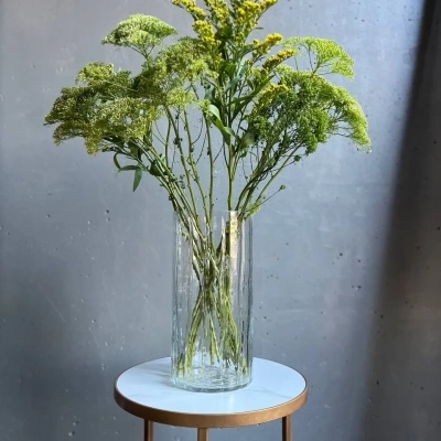 Большая дизайнерская ваза из стекла