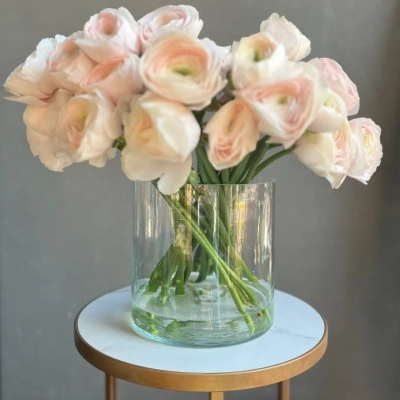 Большая ваза для цветов