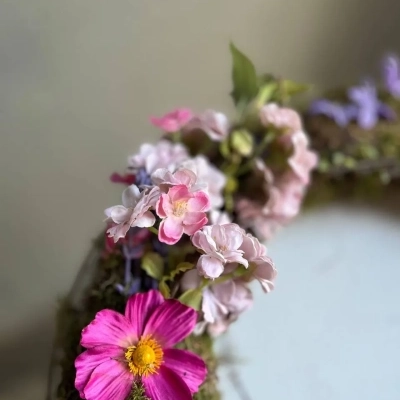 Пасхальный венок для интерьера