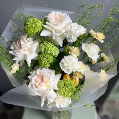 Авторский букет "Крем-брюле" с ажурными розами