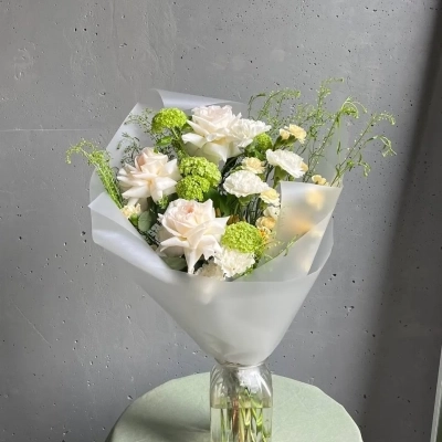 Авторский букет "Крем-брюле" с ажурными розами